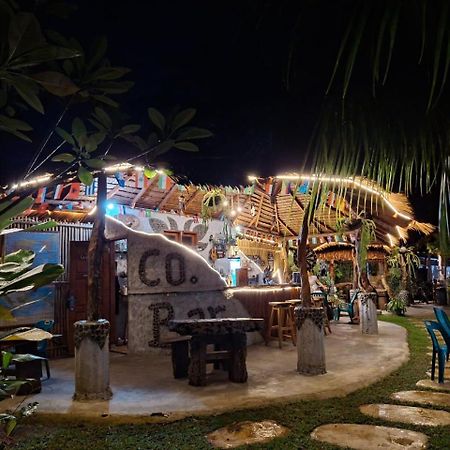 Eco Trekking Lodge, Bar & Jungle Tour'S Букит Лаванг Екстериор снимка