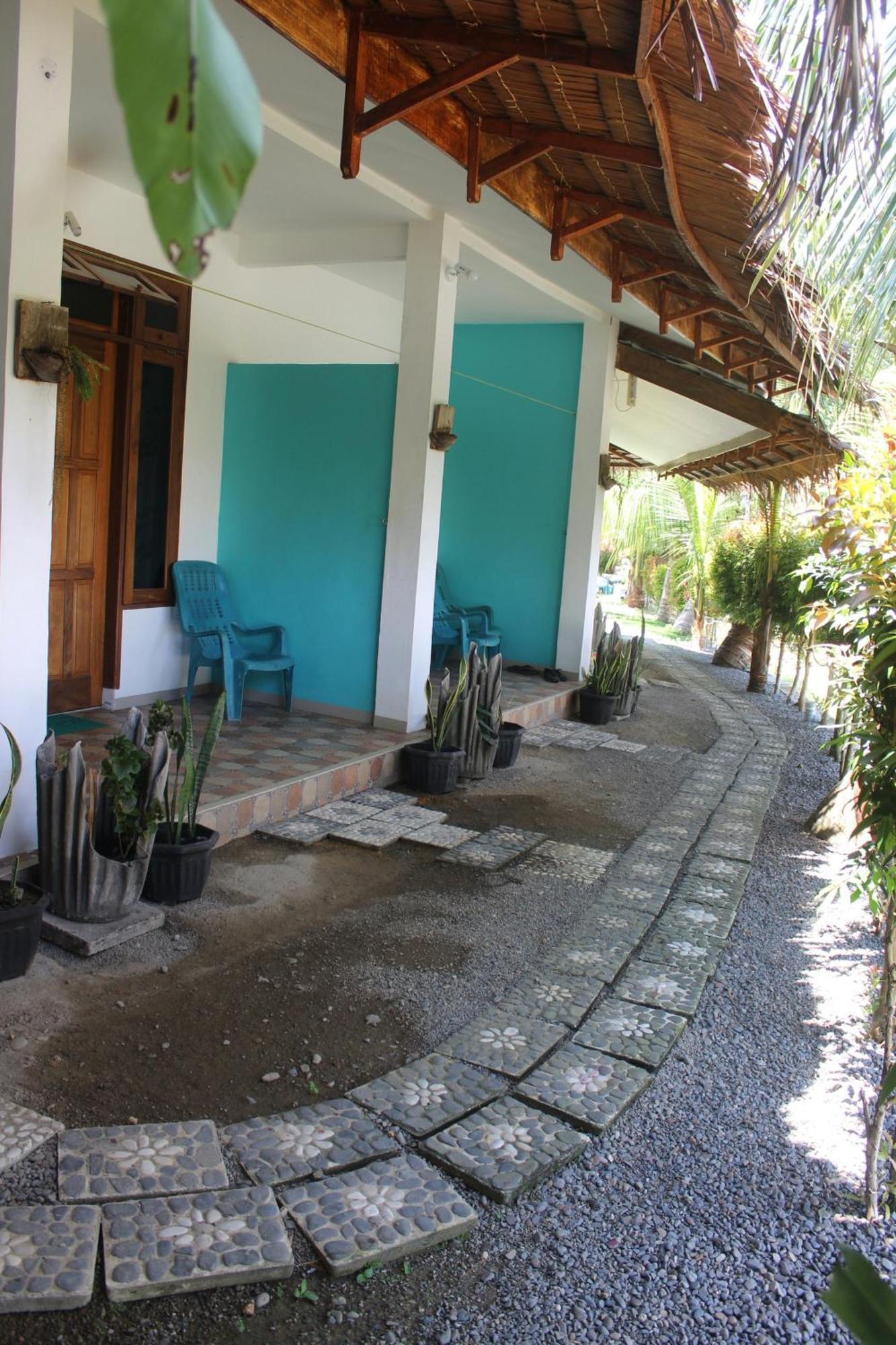 Eco Trekking Lodge, Bar & Jungle Tour'S Букит Лаванг Екстериор снимка
