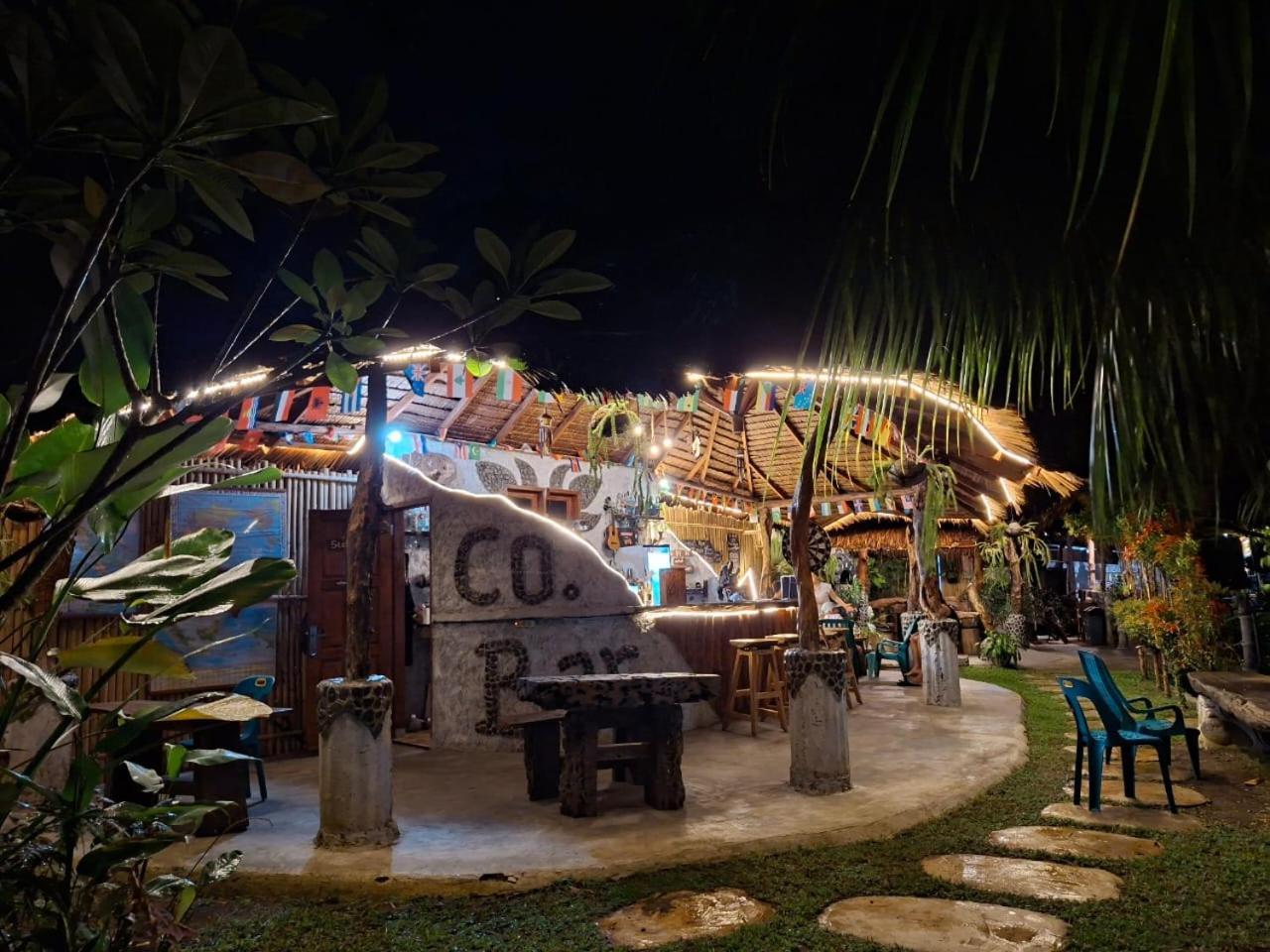 Eco Trekking Lodge, Bar & Jungle Tour'S Букит Лаванг Екстериор снимка